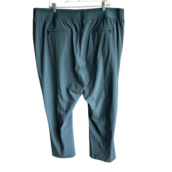 Athleta Cosmic Kick Flare Pant Metropolis Grey 24 - Picture 7 of 11